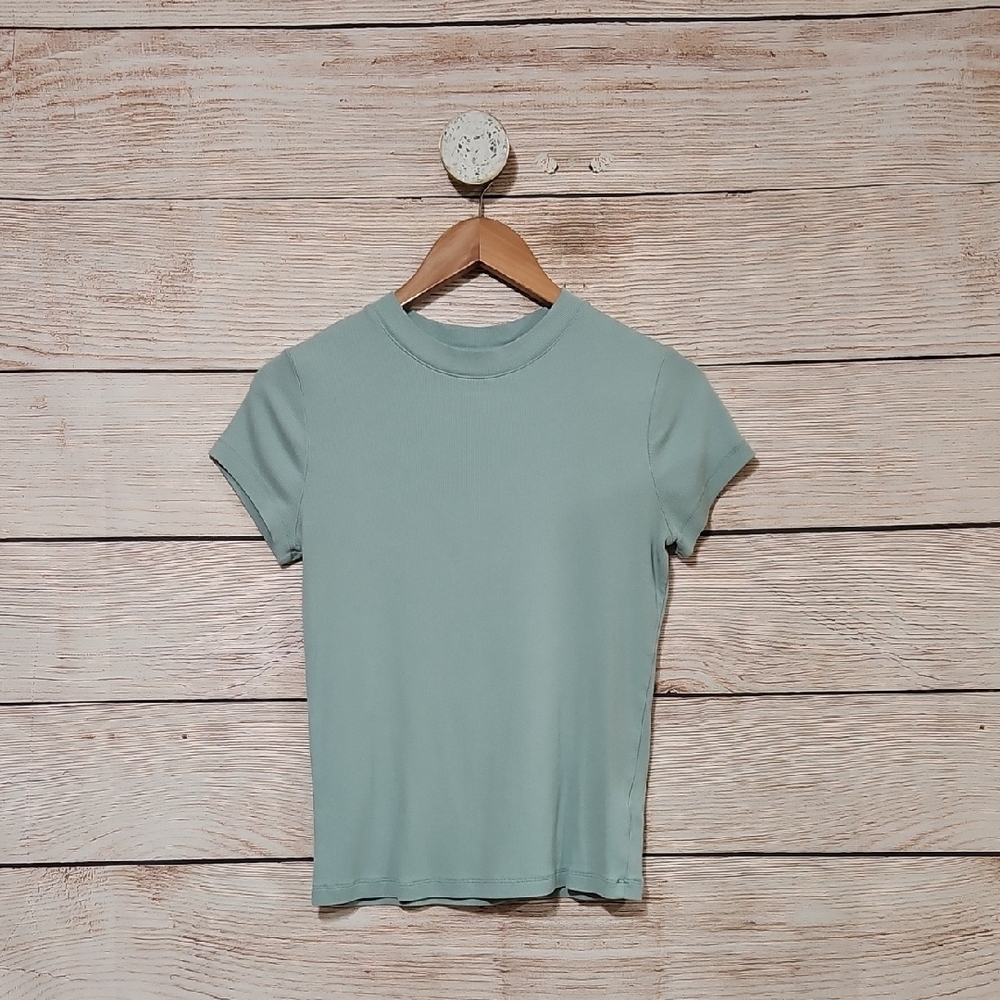 💟 A New Day Light Green Ribbed Short Sleeve Top